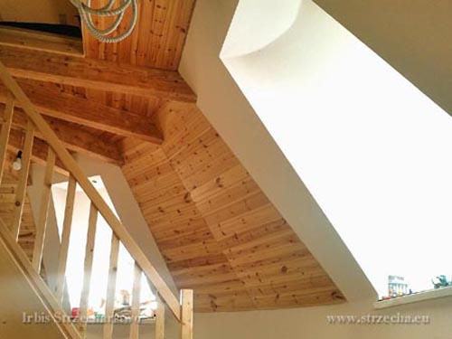 Irbis Strzecharstwo: insulation of the roof slope - a window in the roof finished with gypsum-cardboard panels