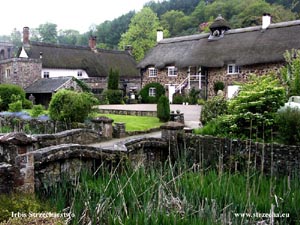 straw roof at the ancestral seat of the English mob