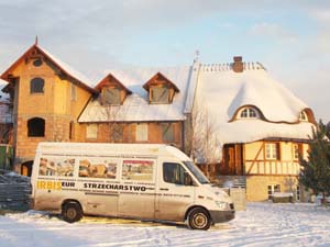 Irbis Thatching Rethatching Services: the first building with a roof made in the Polfibra system - 'thatched roof'