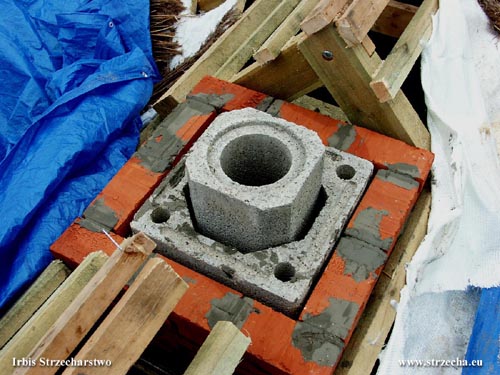 Irbis Thatching: System chimney passes through the housing cover - for the roof of reed