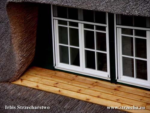 Thatch - window sills should be made in a way that prevents penetration of rainwater
